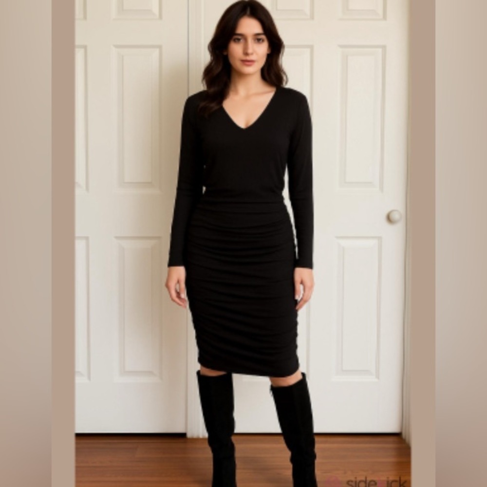 VENUS Elegant Black Long Sleeve  ruched Dress